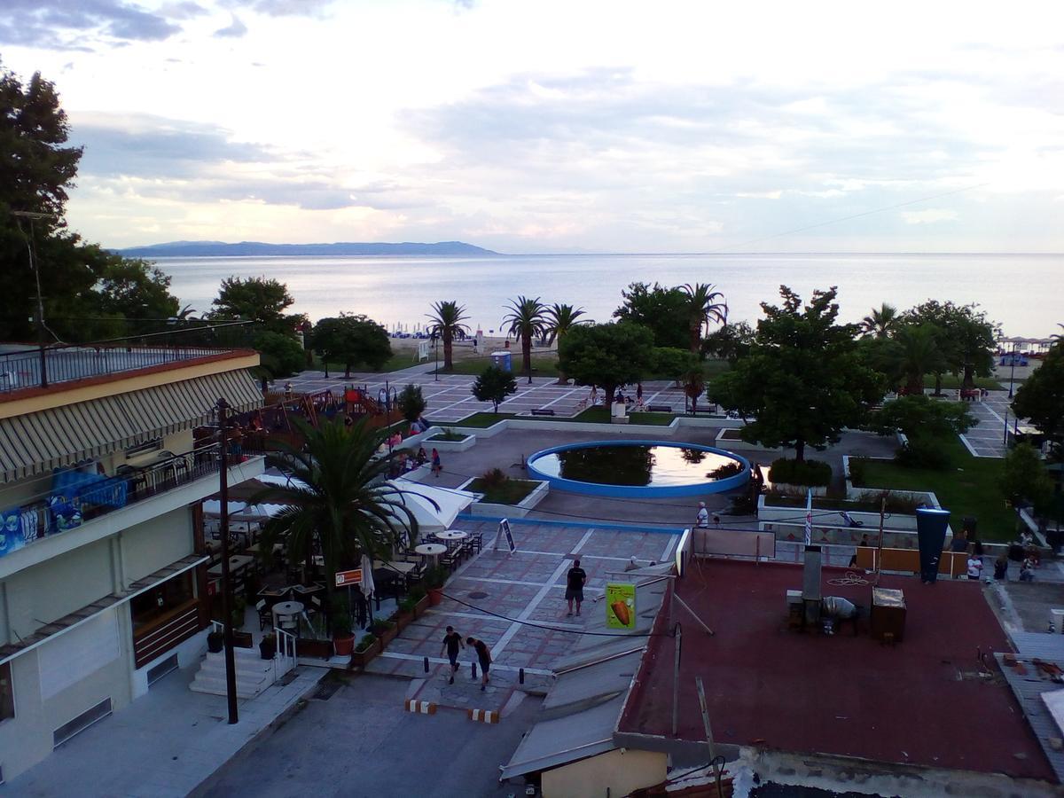 Central Fountain Asprovalta Exterior photo