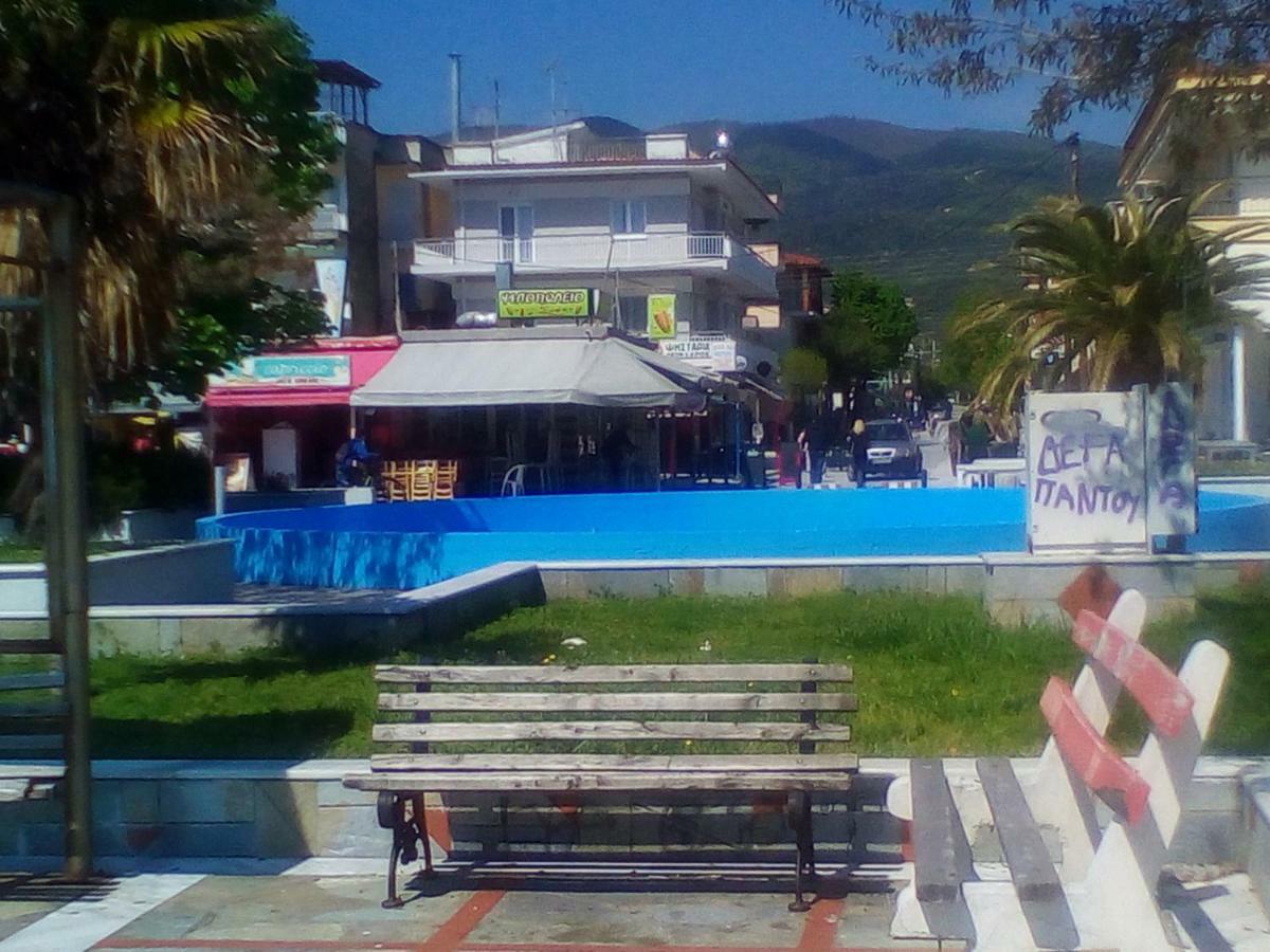 Central Fountain Asprovalta Exterior photo